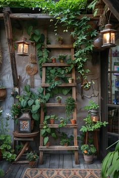 15 Chic Patio Decorating Ideas To Copy Exterior House Wall Decor, Cottage Outdoor Ideas, Farmhouse Patio Decorating Ideas, Rustic Patio Ideas, Cozy Backyard Ideas, Cottage Garden Decor, Rustic Porch Ideas, Cozy Patios, Chic Patio