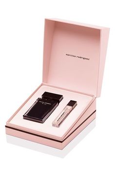 Narciso Perfume, Narciso Rodriguez For Her, Hermes Perfume, Luxury Perfumes, Perfume Box, Perfumes For Women, Cosmetic Packaging Design, Perfume Packaging