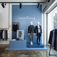 Eerste winkel The GoodPeople officieel geopend [foto's] - Textilia Vendor Booth Display, Clothes Shelves, Retail Store Display, Store Design Boutique, Retail Interior Design, Jeans Store, 23 September, Store Interiors, Cafe House