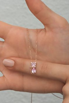 Diy Crafts Jewelry Aesthetic Necklaces For Girlfriends, Etsy Necklace, Dainty Jewelry Necklace, October Birthstone Necklace, Inexpensive Jewelry, Feminine Necklace, Small Necklace