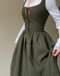 Era Victoria, Prom Dresses Black, Gaun Fashion, Old Fashion Dresses, Cottagecore Fashion, Prom Dresses For Teens, Prom Dresses Modest, Dresses Modest