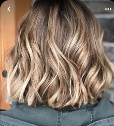 Ash Brown Hair Balayage, Balayage Short, Brown Hair With Blonde Highlights, Brown Hair Balayage, Wavy Bobs, Short Hair Balayage, Brown Blonde Hair, Cute Hairstyles For Short Hair