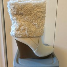 Jl Wedge Boots, Brand New Shoe References, Jennifer Lopez Shoes, Wedge Boots, Shoes Heels Boots, Jennifer Lopez, Shoes Women Heels, Heeled Boots, Shoes Heels, Color White