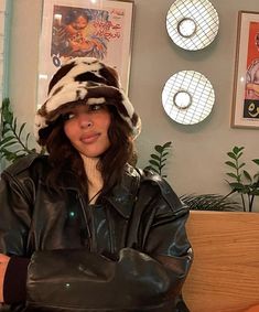 Iris Kane, European Fashion Winter, Cold Fits, Pics Inspo, London Outfit, Fall Fits, Good Hair Day, Outfits With Hats, Fashion Killa