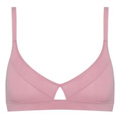 The key hole, organic cotton bra offers a soft fit on the bust and will move naturally with your body. Be aware that for size large and large+ Audre soft bra has been provided with slightly larger cups than our previous designs, and thus it favours bigger chests. Cotton Bra, Sustainable Fashion Brands, Lingerie Outfits, Wireless Bra