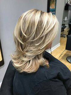 Blonde Layered Hair, Blonde Layers, Shag Haircut, Hair Color And Cut, Medium Hair Cuts, Medium Length Hair Cuts, Great Hair, Layered Haircuts