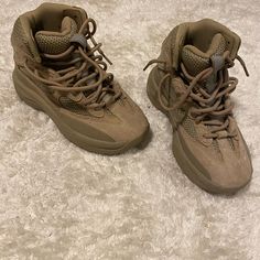 Yeezy Dessert Boots Worn Once. Don’t Have The Soles Anymore 5.5 Womens #Designer #Yeezy #Boots Yeezy Boots, Hype Shoes, Bootie Boots, Ankle Boots, Dessert, Women Shoes, Cream, Boots, Women Shopping