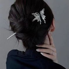 Butterfly Hair Accessories, Chopstick Hair, Chignon Hair, Hair Accessories Clips, Butterfly Hair, Long Hairstyles, Hair Sticks, Aesthetic Hair, Black Crystals