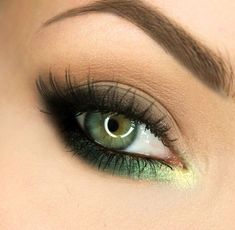 Make Up Designs, Gene False, Make Up Inspiration, Green Makeup, Color Guard, Pat Mcgrath