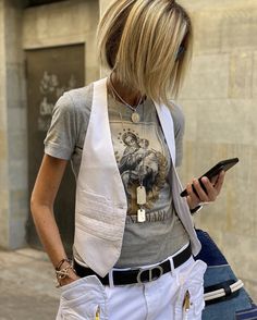 Chic Outfits Edgy, Susi Rejano, Waistcoat Outfit, Outfits For Mexico, Stylish Outfits For Women Over 50, Cool Girl Style, Advanced Style, Cute Comfy Outfits, Casual Chic Style