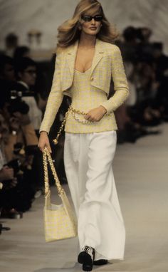 Chanel Fashion Show, Chanel Runway, Runway Outfits, Paris Mode, Chanel Spring