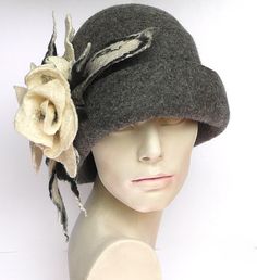 Grey felt hat felted Hat Cloche 1920s hat woman's hat Retro hat Grey Hat Cloche… Gray Winter Cloche Hat With Curved Brim, Elegant Gray Brimmed Felt Hat, Elegant Gray Wide Brim Felt Hat, Winter Felt Cloche Hat With Flat Brim, Elegant Gray Fedora For Winter, Gray Felt Hat For Winter, Gray Fitted Felt Hat For Winter, Elegant Gray Felt Hat With Curved Brim, Gray Brimmed Hat For Kentucky Derby