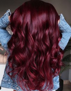 Deep Red Hair Color With Highlights, Pelo Color Borgoña, Vibrant Red Hair, Dark Red Hair Color, Maroon Hair, Red Hair With Highlights