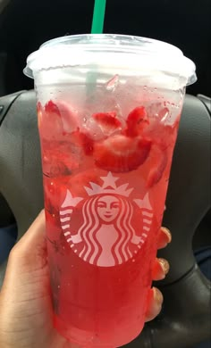 Starbucks Stawberry Refresher Drink Strawberry Drinks Aesthetic, Strawberry Lemonade Starbucks Drinks, Starbucks Strawberry Lemonade Refresher, Starbucks Strawberry Drinks, Strawberry Refresher Starbucks, Starbucks Drinks Strawberry, Starbucks Drinks Aesthetic, Starbucks Strawberry Refresher, Strawberry Starbucks Drink