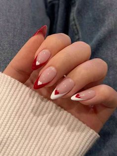 #nailgoals #newyearnails #holidaymanicure #Festivenails #NYEstyle #glitterNails #nailartlove #nailart #happynewyears #newyearnewnail #naildesing #happynewyears #christmas #newnail #2025 #newyear Winter Wedding Nails, Vday Nails, Heart Nail Designs, Season Of Love, February Nails, Heart Nail, Inspired Nails, Glass Nails, I Love Nails