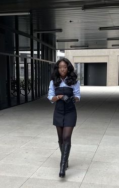 Preppy Black Woman Outfits, Professional Outfits Modest, Button Down And Dress Outfit, Stripe On Stripe Outfit, Preppy Fall Outfits Black Women, Buissnes Casual Outfits Woman Skirts, Y2k Corporate Aesthetic, Winterize Summer Dress, Classic Style Essence Outfits