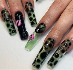 Earthy Acrylic Nails, Acrylic Nails Designs, Gothic Nails, Pretty Nail Designs, Monster Mash, Nails Desing, Long Acrylic Nails, Nails Designs