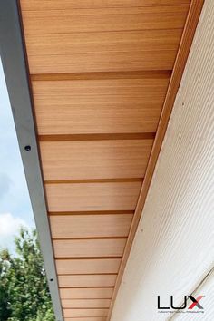 Metal woodgrain residential soffit Modern Soffit, Garage Window Ideas, Diy House Siding, Cedar Soffit Exterior, Metal Soffit Exterior, Roofing Design, Soffits And Fascia Ideas, Cedar Soffit