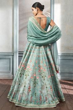 Anita Dongre, Bridal Lehengas, Silk Lehenga, Embroidered Clothes, Green Silk, Garment Bags, Lehenga Choli, Ethnic Wear, Winter Scarf