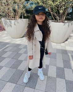 Aubrey Jade On Instagram, Maya Basol, Outfit Trench, Baby Girl Clothes Winter, Mini Model