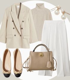 Gwen Stefani Style, Neutral Outfits, Chanel Inspired, Autumn Days, Dressy Fashion, Save For Later, Classic Style Women, Neutral Outfit