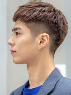 Haircut Low Fade, French Crop Hair Men, Hairstyle Male, Block Haircut, Hair Tips For Men, Two Block Haircut