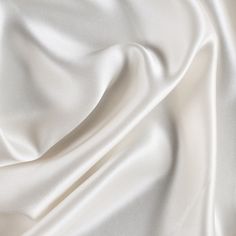 Silk Chiffon Fabric, Bridal Fabric, Mood Fabrics, 背景 シンプル, Fabric Suppliers, Silk Organza, Silk Charmeuse, Gorgeous Fabrics, White Silk