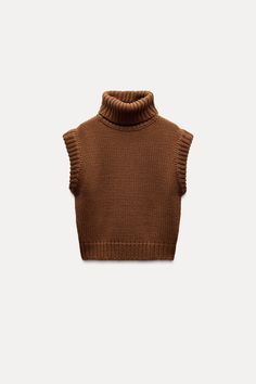 BASIC KNIT GOLD TURTLENECK VEST London Winter Outfits, Western Cowgirl Outfits, Fall Knits, Knitted Waistcoat, Nyc Clothes, Sleeveless Jumper, Cargo Shirts, Roll Neck Sweater, Cardigan Sweater Dress