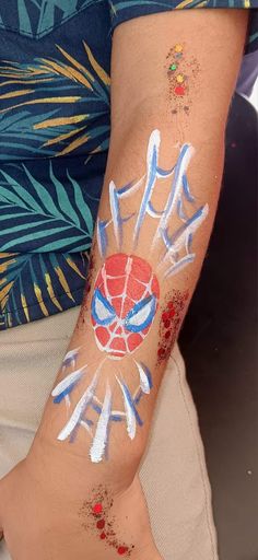 Face Paint On Hand, Small Face Paint Ideas, Fireman Face Paint, Simple Body Painting, Superhero Face Paint, Boy Face Paint Ideas, Face Painting Ideas For Boys, Arm Paint Ideas, Spiderman Face Paint