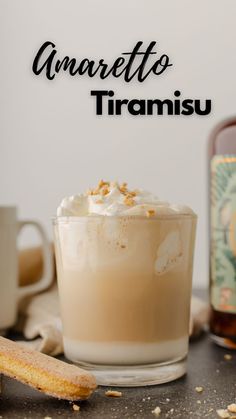 Amaretto Tiramisu cocktail Creamy Amaretto Drinks, Amaretto Christmas Drinks, Tiramisu Drink, Amaretto Martini, Bebida Ice, Tiramisu Cocktail, Amaretto Recipes, Amaretto Tiramisu, Disaronno Drinks