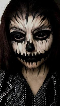 Really Scary Halloween Makeup, Scary Airbrush Makeup, Halloween Airbrush Makeup, Sfx Face Paint, Halloween Makeup Scary Horrifying, Face Painting Designs Halloween, Scary Halloween Face Paint, Halloween Face Paint Scary, Halloween Is Cool