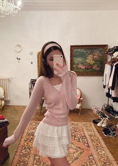 Pink Outfits Cute, Book Outfits, Estilo Hipster, Girly Fits, Girly Girl Outfits, Headband Outfit, Miniskirt Outfits, Dream Girl, Aesthetic Colors