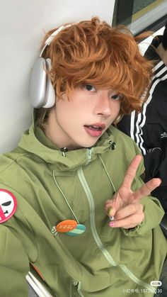 霖单选手 on RED Uzzlang Boy Icon, Soft Boy Hair, Ginger Boys, Male Face Shapes, Ginger Asian, Blood Red Hair, Uzzlang Boy, Ginger Hair Men, Red Hair Men