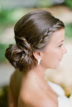 best wedding hairstyle ever. Photographed by http://brandonchesbro.com! See more of this Southern Wedding  http://www.weddingchicks.com/2013/09/07/rustic-garden-wedding-at-cjs-off-the-square/ Low Side Bun, Side Chignon, Garden Wedding Hairstyles, Summer Wedding Hairstyles, Side Bun Hairstyles, Wedding Hair Side, Popular Images, Side Bun, Bridal Braids