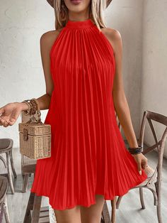 Vestido casual de vacaciones sin mangas con cuello halter y hombros descubiertos con plisados Rojo Casual  sin mangas Tela tricotada Liso A línea No-Elástico  Women Clothing, size features are:Bust: ,Length: ,Sleeve Length: High Fashion Outfits, Vestido Casual, Dress For Short Women, Kids Beachwear, Dress Red, Moda Fashion, Dress P, Fashion Online Shop, Casual Dresses For Women