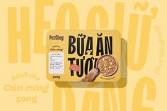 an advertisement for a cat food product with the words pua an tuo on it