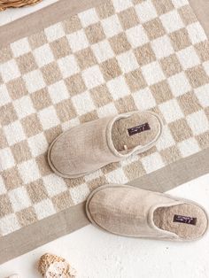 ✓ Linen Slippers ✓ Cozy & Comfy ✓ Indoor Slippers Slip into these cozy slippers and make the home being time even more pleasant. Made from natural fabrics, among which includes natural linen blend and leather which ensures quality and comfort. Made in a beige color. The leather sole ensures that the slippers are non-slip while the interior linen fabric makes them breathable. These are the perfect indoor slippers, with the cozy upper part, lightweight insole with cushioning, designed to feel comf Cozy Beige Slip-on Slippers, Comfy Cream Slippers With Cushioned Footbed, Comfortable Cream Slippers With Round Toe, Comfy Cream Indoor Slippers, Cream Comfy Indoor Slippers, Comfortable Cream Round Toe Slippers, Cozy Beige Round Toe Slippers, Soft Beige Slip-on Slippers, Comfortable Slippers With Woven Sole And Round Toe