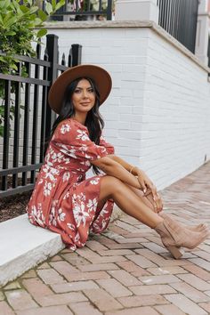 Perfect for any occasion, this dress will add a touch of elegance to your wardrobe! Expertly designed and crafted, this Floral Print Puff Sleeve Pleated Mini Dress features a square neckline and smocked back for a flattering fit. Made with 80% Rayon and 20% Nylon, it provides both style and comfort. Style with ankle booties, simple gold jewelry, and a wide brim hat for a chic fall outfit! Midi Dress With Smocked Back For Day Out, Flowy Dress With Straight Neckline For Day Out, Summer Puff Sleeve Dress With Square Neck For Vacation, Casual Puff Sleeve Dress With Square Neck For Vacation, Square Neck Lined Midi Dress For Casual Wear, Vacation Puff Sleeve Dress With Smocked Back, Square Neck Lined Midi Dress For Brunch, Square Neck Lined Midi Dress, Casual Beach Puff Sleeve Dress With Square Neck