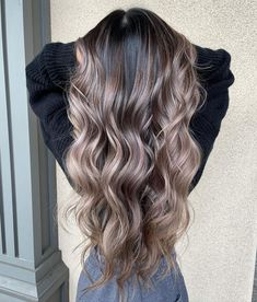 Ashy Bronde Balayage Dark Roots, Black Roots Balayage, Black Blonde Balayage, Dark Hair Transformation, Full Balayage, Black Hair Balayage, Brown Hair Inspo, Gorgeous Hair Color