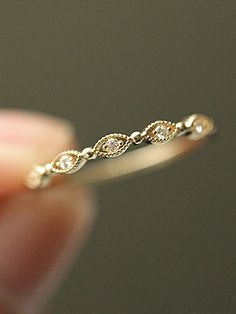 Gold  Collar  925 Sterling Silver   Embellished   Fine Jewelry Pretty Wedding Bands, Vintage Inspired Wedding Band, Dainty Gold Band, Dorado Color, Gold Wedding Band Women, Infinity Wedding Band, Dainty Wedding Band, Pretty Engagement Rings, Antique Wedding Bands