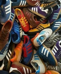 Adidas Campaign, Adidas Classic Shoes, Adidas Aesthetic, Adidas Logo Wallpapers, Adidas Art, Men Trainers, Shoes Wallpaper