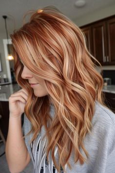 Goldwell Strawberry Blonde Formula, Copper Hair With Highlights Blonde, Auburn Hair Color With Highlights Copper, Blonde With Copper Highlights, Pumpkin Hair Color, Blonde And Copper Highlights, Fall Hair Ideas For Blondes, Auburn With Blonde Highlights, Fall Strawberry Blonde Hair Color