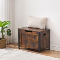 Multifunctional Wooden Storage Chest: This bench with storage features ample space under its hinged cover, perfect for storing books, clothing and more. Entryway Bench With Storage, Wood Storage Bench, Entryway Bench Storage, Firewood Storage, Christmas Tree Accessories, Storing Books, Christmas Dining, Wooden Storage, Wood Storage