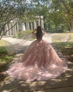 My quince dress Long Sweet 16 Dresses, Quince Picture Ideas, Quinceañera Photoshoot Ideas, Quinceanera Photoshoot