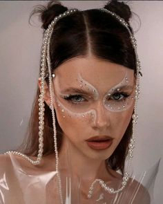 White Makeup, Ethereal Makeup, Cute Makeup Looks, Creative Makeup Looks, Eye Makeup Art, Fantasy Makeup, Editorial Makeup, Pretty Makeup