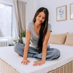 Girl sitting on Essentia Classic REM5 organic mattress Sleep Benefits, Affordable Mattress, Spinal Alignment, Benefits Of Sleep, Mattress Foundations, Organic Bedding, Latex Mattress, Clean Bedroom, Sleep Cycle