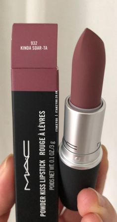 Mac Kinda Lipstick, Mac Kinda Soar-ta, Mac Soar Lipstick, Top Mac Lipsticks, Pretty Lipstick Colors, Nude Colour Lipstick, Lipstick Colours, Matt Lipstick, Nude Lipstick Shades