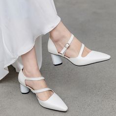 Heel Sandals Outfit, Thick Heel Shoes, Wedding Shoes Comfortable, Work Shoes Women, Shoes Heels Classy, Casual Dress Shoes, Mary Jane Shoes Womens, Fancy Shoes