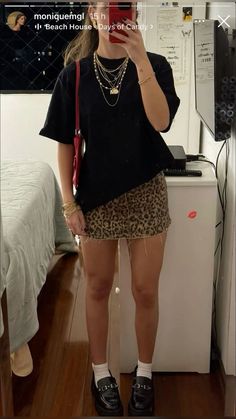 invite Check more at https://beautyfashionideas.com/uncategorized/invite/ Berlin Aesthetic Style Summer, Cheetah Print Outfits, Leopard Print Outfits, Looks Pinterest, Cowgirl Outfits, Country Outfits