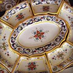 an elaborately decorated platter is shown here